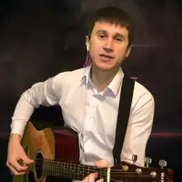 Леонид Захаров гитарӑпа